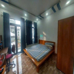 Bán nhà 5 lầu đẹp hẻm 237 Phạm Văn Chiêu 65m2 gần trường HVN