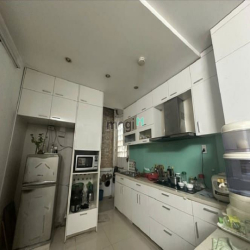Bán Nhà Mặt Tiền Nguyễn Huy Lượng 79M2, 5 Tầng, Phường 14, Chỉ 15,8 Tỷ