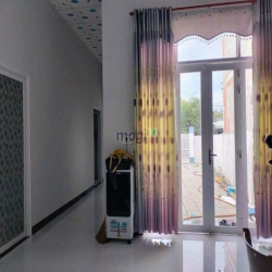 Bán gấp nhà đẹp còn mới Đồng Khởi, Châu Thành  - Cách Quốc Lộ chưa đến