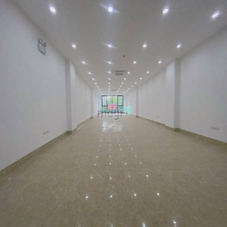 Quá hiếm. Nhà liền kề phố Nguyễn Tuân DT 110m2 x4T + 1 hầm, MT 7m.48t