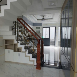 Nhà mới, DT(4x16m), 1 trệt, 1 lửng, 3 lầu + ST, Đ. số 6, Bình Hưng B