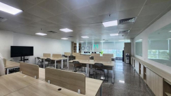 Văn phòng cho thuê gần sân bay TP Đà Nẵng, DT 120-500m2, giá 240.000