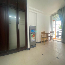 Phòng CH tách bếp đủ nội thất cao cấp - 224 Lý Thường Kiệt, P.14, Q.10