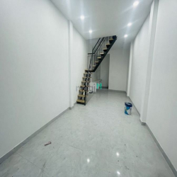 23110644 - Hẻm MT 4.5m Nhà mới, Hồng Lạc 3.5x11m, sổ A4, SHR, còn TL