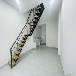 23110644 - Hẻm MT 4.5m Nhà mới, Hồng Lạc 3.5x11m, sổ A4, SHR, còn TL