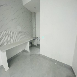 23110644 - Hẻm MT 4.5m Nhà mới, Hồng Lạc 3.5x11m, sổ A4, SHR, còn TL