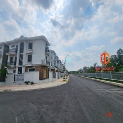 Biệt thự xây thô góc 2 mặt tiền P.Bửu Long giá 14 tỷ siêu víp hiếm