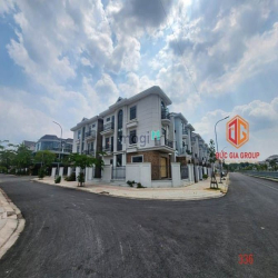 Biệt thự xây thô góc 2 mặt tiền P.Bửu Long giá 14 tỷ siêu víp hiếm