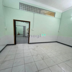 Cho thuê nhà nguyên căn - Hẻm Xe hơi - Cao Thắng, Q.10
