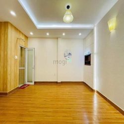 GẤP! Chính chủ bán gấp nhà Đỗ Ngọc Thạch, quận 5/ 73m2/ 3 tỷ 150tr.