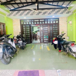 Ngộp bank - Giảm 2 tỷ - Mặt tiền đường - 3 tầng - 122m2 - Kinh doanh