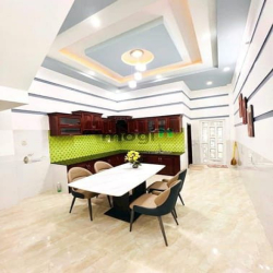 Nhà 2 lầu mặt tiền Trần Minh Sơn KDC Đại học Y Dược Cần Thơ - 6.8 tỷ