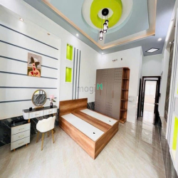 Nhà 2 lầu mặt tiền Trần Minh Sơn KDC Đại học Y Dược Cần Thơ - 6.8 tỷ