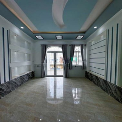 Nhà 2 lầu mặt tiền Trần Minh Sơn KDC Đại học Y Dược Cần Thơ - 6.8 tỷ