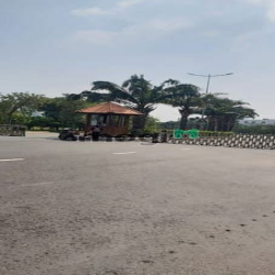 Nha 3 tầng đẹp,hàng sóm, (Dragon Village) phú hữu ,Q9  Thủ Đức.