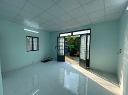 Bán Nhà 2MT SC Có Giấy Đóng Thuế Hằng Năm, Hậu khẩu, Số Nhà.