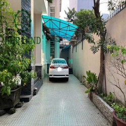 Cho thuê căn biệt thự sân vườn sẵn nội thất khu cư xá Phúc Hải