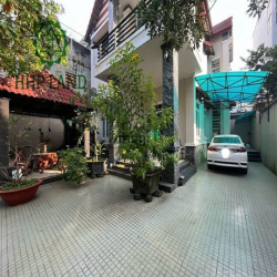 Cho thuê căn biệt thự sân vườn sẵn nội thất khu cư xá Phúc Hải