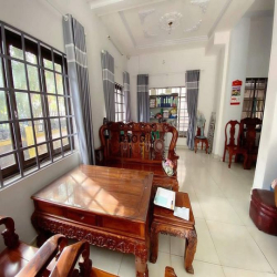 Q12. Ngộp! Biệt Thự CĂN GÓC, 2 MẶT TIỀN đường, ngang 24M, 372m2, 2T.