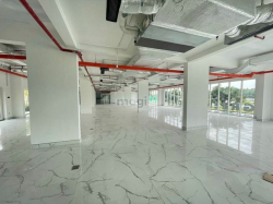 Tòa nhà Green Building khu Sala cho thuê giá 200 triệu, mặt tiền