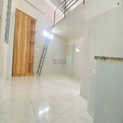 Cho thuê phòng trọ duplex, có thang máy Bình Thạnh, ngay dh Hutech