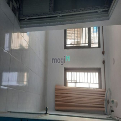 Chỉ còn 5,x tỷ. Nguyễn Tri Phương. Nhà 3tầng đúc. 5PN. Có PN dưới trệt