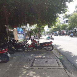 Cho Thuê Nhà Góc 2 Mặt Tiền Hoàng Hoa Thám. p7. 5.5x20m. 45tr/th