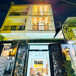 Bán nhà mặt tiền 3 lầu rẻ đẹp ngay Citypland 42 Thông TÂY HỘI P10 Gv