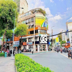Góc 2 Mặt Tiền Võ Văn Tần, Cho Thuê Nhà “15x20M-3 Tầng”, Giá chỉ 230tr
