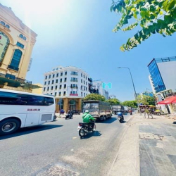 Biệt thự Phổ Quang Phường 2 Tân Bình Khu sân bay 8x22m
