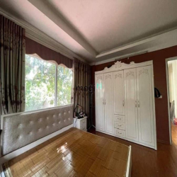 Bán nhà đẹp Xuân La, 63m2, 5 tầng, ngõ ô tô, 12.45 tỷ