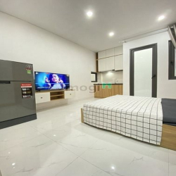 Bán tòa CCMN Thanh Xuân, sát Royal City 90m2 8 tầng 25PKK giá 13 tỷ