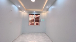 Bán mạnh, HXH Cách mạng tháng tám, Quận 3