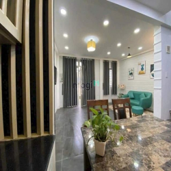 VIP ! Bán Nhà Nơ Trang Long, 40M2, HXH, Đẹp Lung Linh, Chỉ 4.79 Tỷ