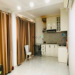 Bán nhà CHDV 5 tầng 55/108/42 Nguyễn Văn Công P3 Gò Vấp (TN 30 triệu/t