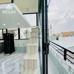 Căn Hộ Cao Cấp Mới 100% - Full Nội Thất - Ban Công Chill - View Kính