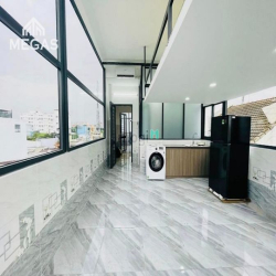 Căn Hộ Cao Cấp Mới 100% - Full Nội Thất - Ban Công Chill - View Kính
