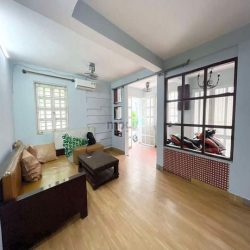 Bán nhà Trung Tâm Bình Thạnh, 80m², 4 lầu, hẻm 6m chỉ nhỉnh 11 tỷ