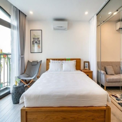 Căn Hộ Cao Cấp Mặt Tiền Huỳnh Văn Bánh 1 PN Mở - Full Nội Thất Xin