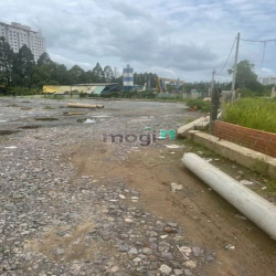 * Cho thuê đất*5.500m2 gần đường Liên Phường, Phú Hữu, Quận 9