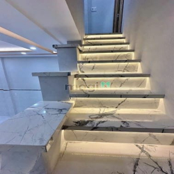Quận 11, Ngang 4m đẹp, có 3PN, hẻm ba gác sát hẻm xe hơi, 2 tầng mới