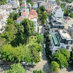 Bán Villa Cao Đức Lân, An Phú, Quận 2. DT: 8x20. Hầm 3T. Giá: 32 tỷ