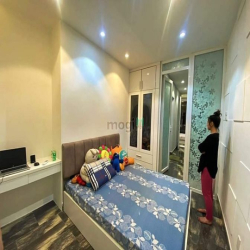 Hoà Hưng nhà đẹp ở ngay , phường 13 quận 10.