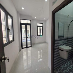 Bán Gấp Nhà Mới Đẹp- HXT- 3 Tầng-Trường Chinh-Tân Bình-Dưới 6 Tỷ 9