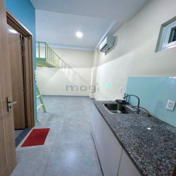 Trống duplex cửa sổ trời,full nội thất, thang máy, an ninh