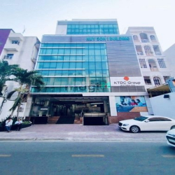 Bán toà nhà - Nguyễn Đình Chiểu P.4 - Q3 DT 20x28m - H + 8 tầng