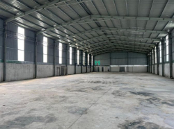 Cho thuê nhà xưởng 700m2 mặt tiền đ. số 6, p. Hiệp Bình Phước, Thủ Đức