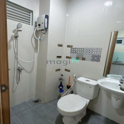 Trống duplex cửa sổ trời,full nội thất, thang máy, an ninh