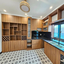 Bán Nhà Ngõ 44 Trần Thái Tông, Cầu Giấy, Dt 55m2 xây 8 tầng, Mt 4,5m