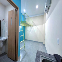 Trống duplex cửa sổ trời,full nội thất, thang máy, an ninh